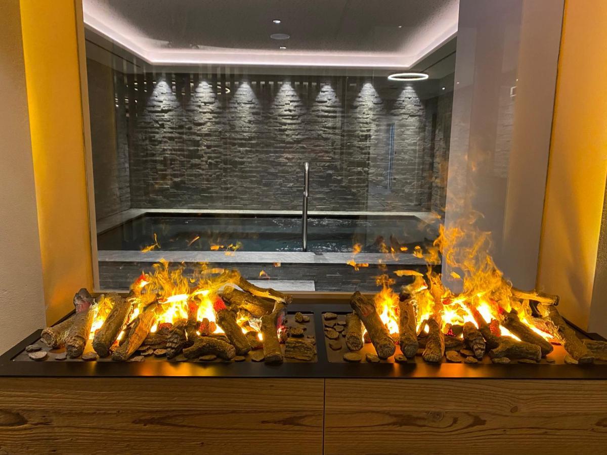 Ciampedie Luxury Alpine Spa Hotel Vigo di Fassa Esterno foto