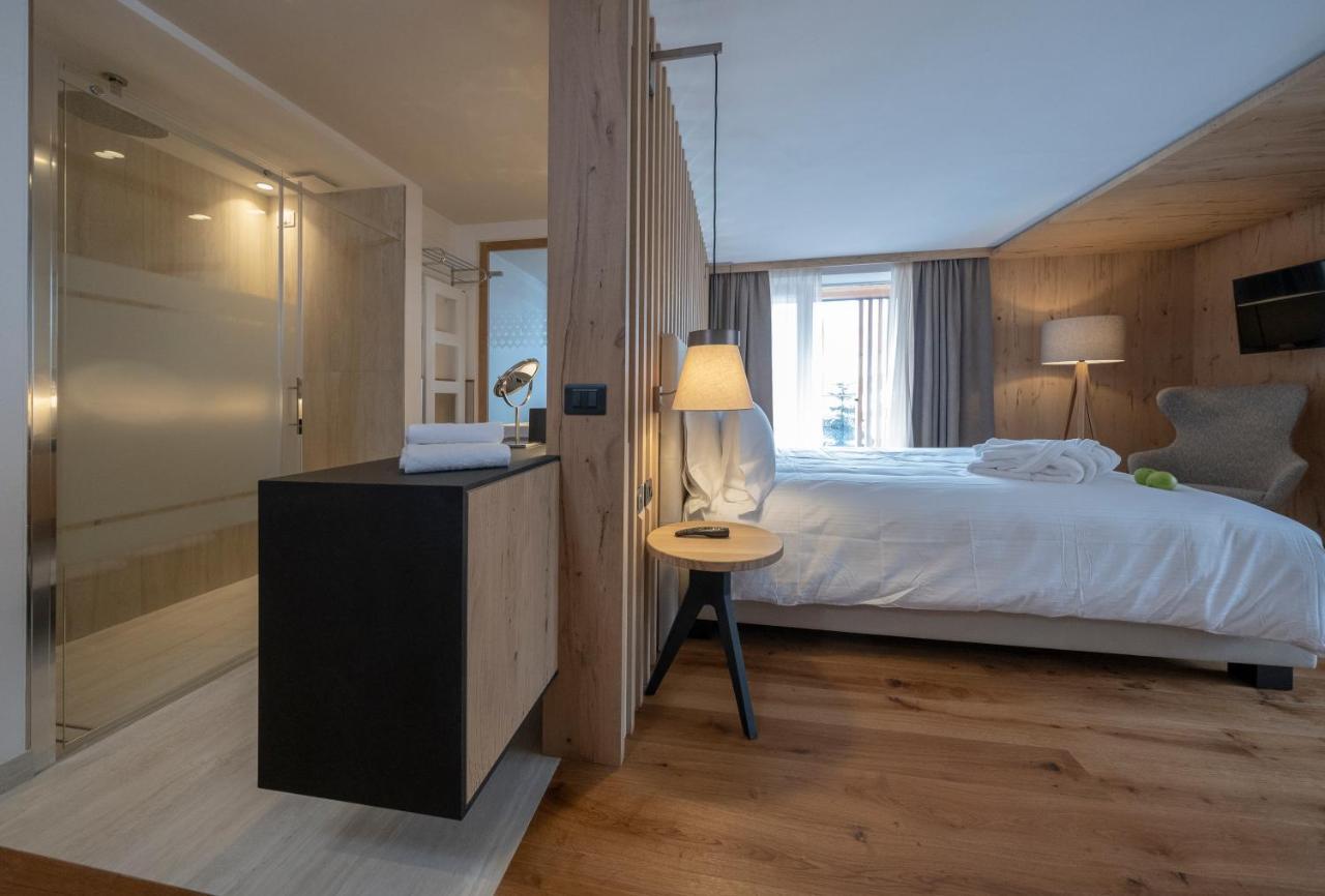 Ciampedie Luxury Alpine Spa Hotel Vigo di Fassa Esterno foto