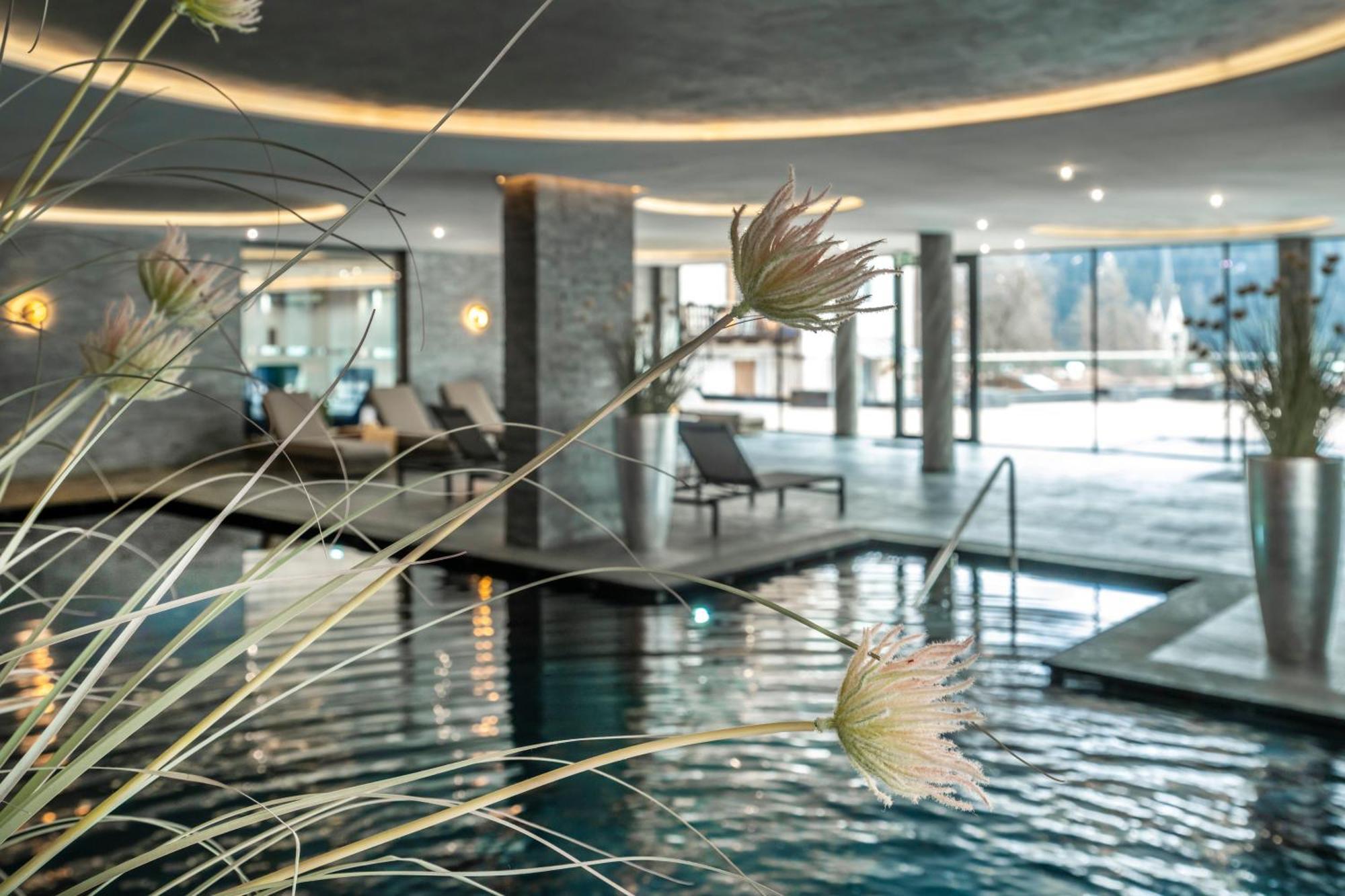 Ciampedie Luxury Alpine Spa Hotel Vigo di Fassa Esterno foto