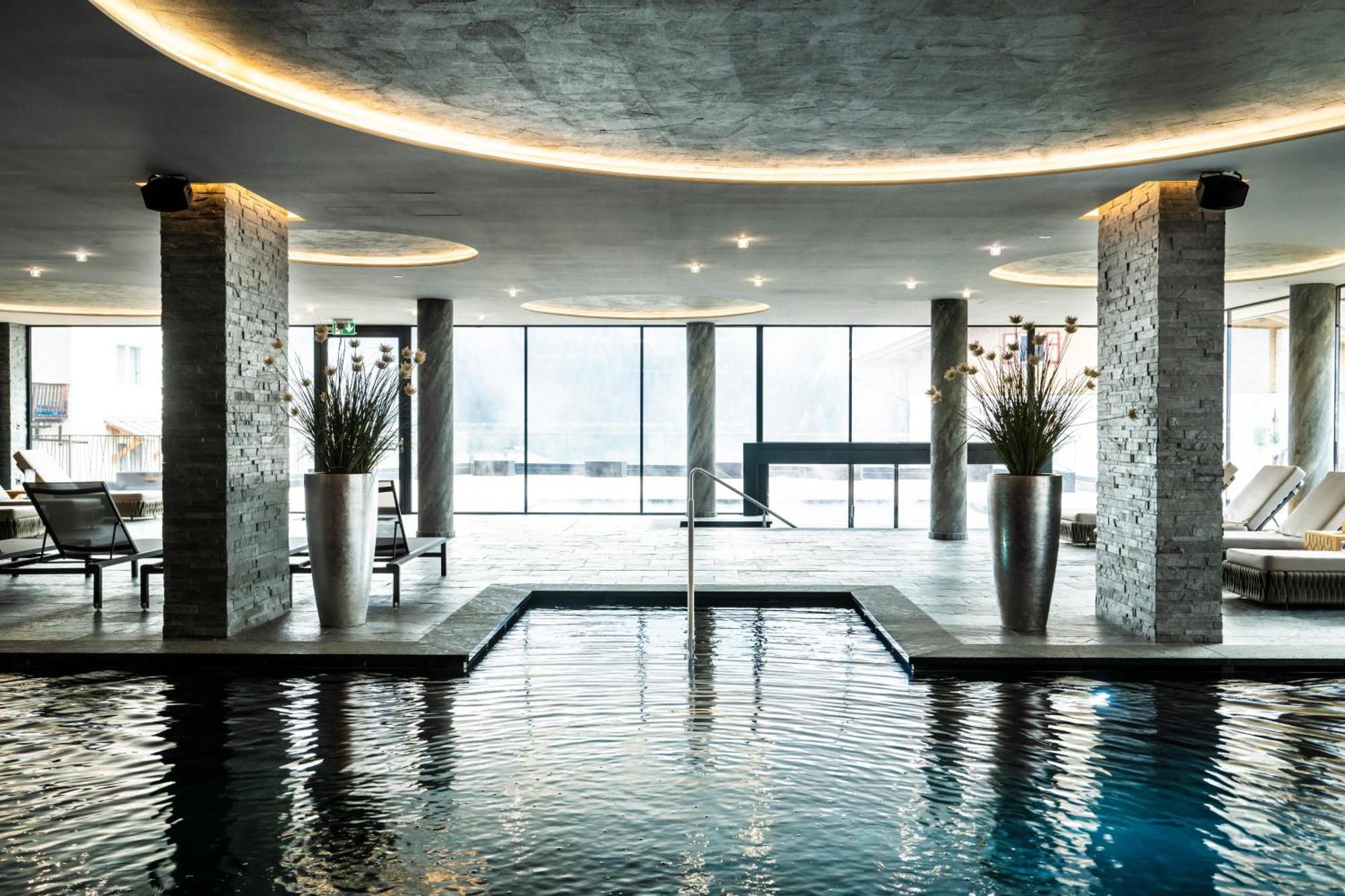 Ciampedie Luxury Alpine Spa Hotel Vigo di Fassa Esterno foto