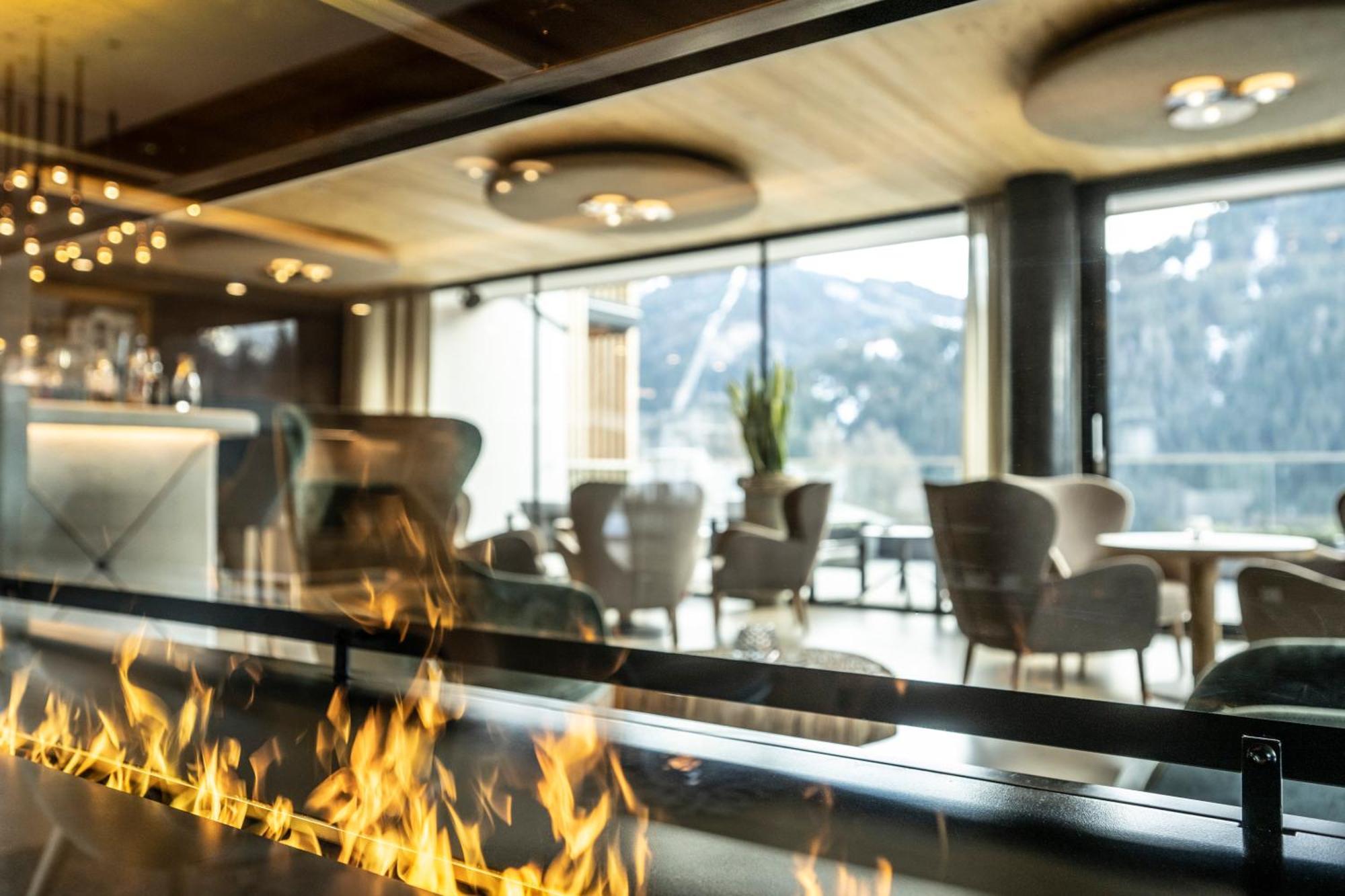 Ciampedie Luxury Alpine Spa Hotel Vigo di Fassa Esterno foto