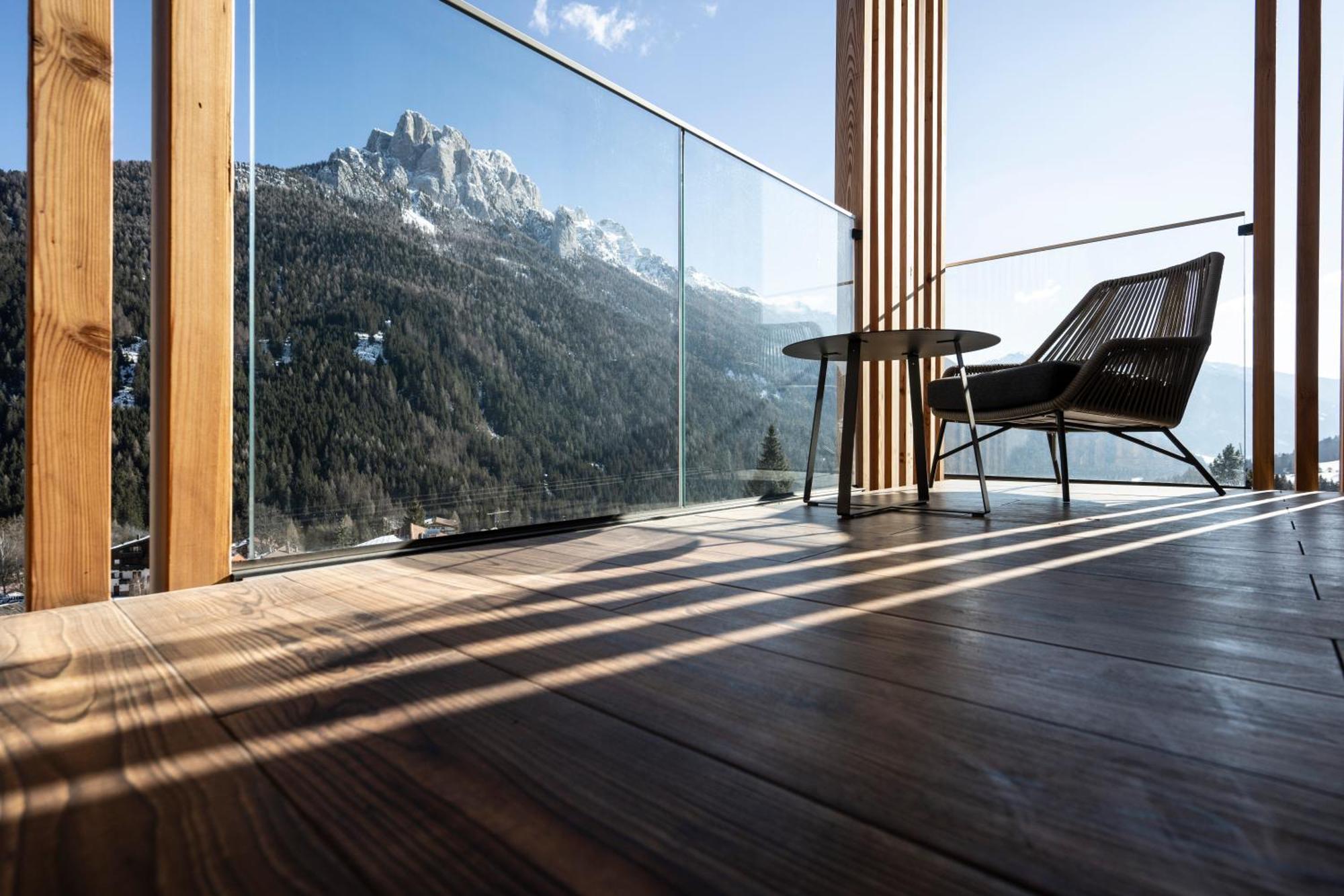 Ciampedie Luxury Alpine Spa Hotel Vigo di Fassa Esterno foto